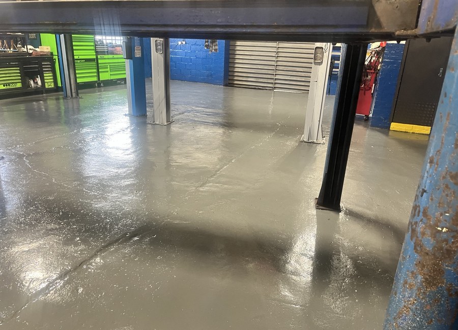 Servicing workshop photo